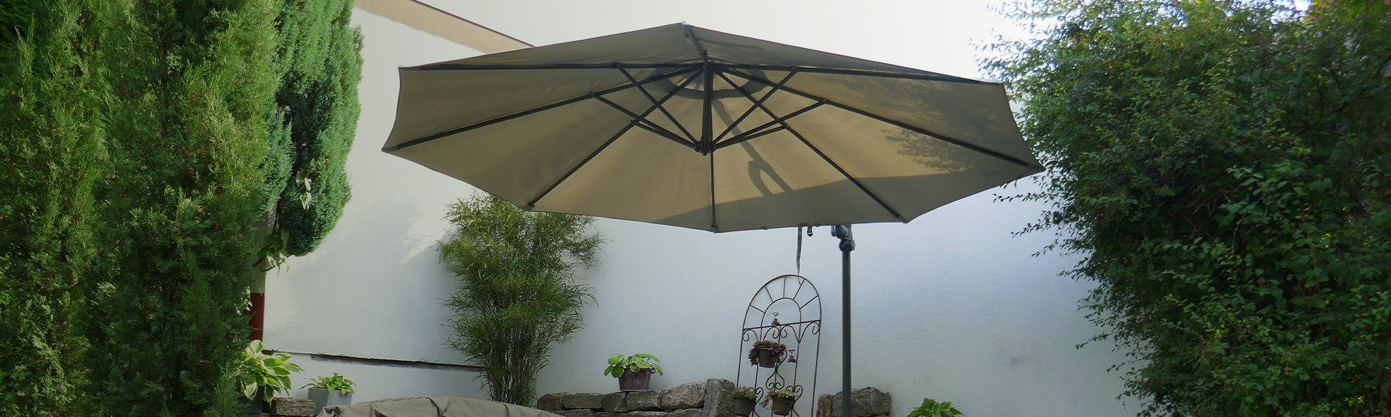 Parasols tonnelles et occultation